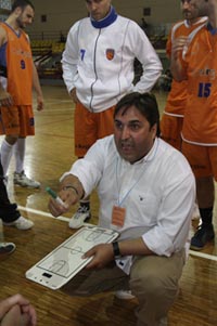 augusto estevez.jpg